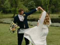 Sam & Sarah photo 28